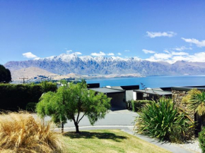 Distinctive Alpine Meadows, Queenstown